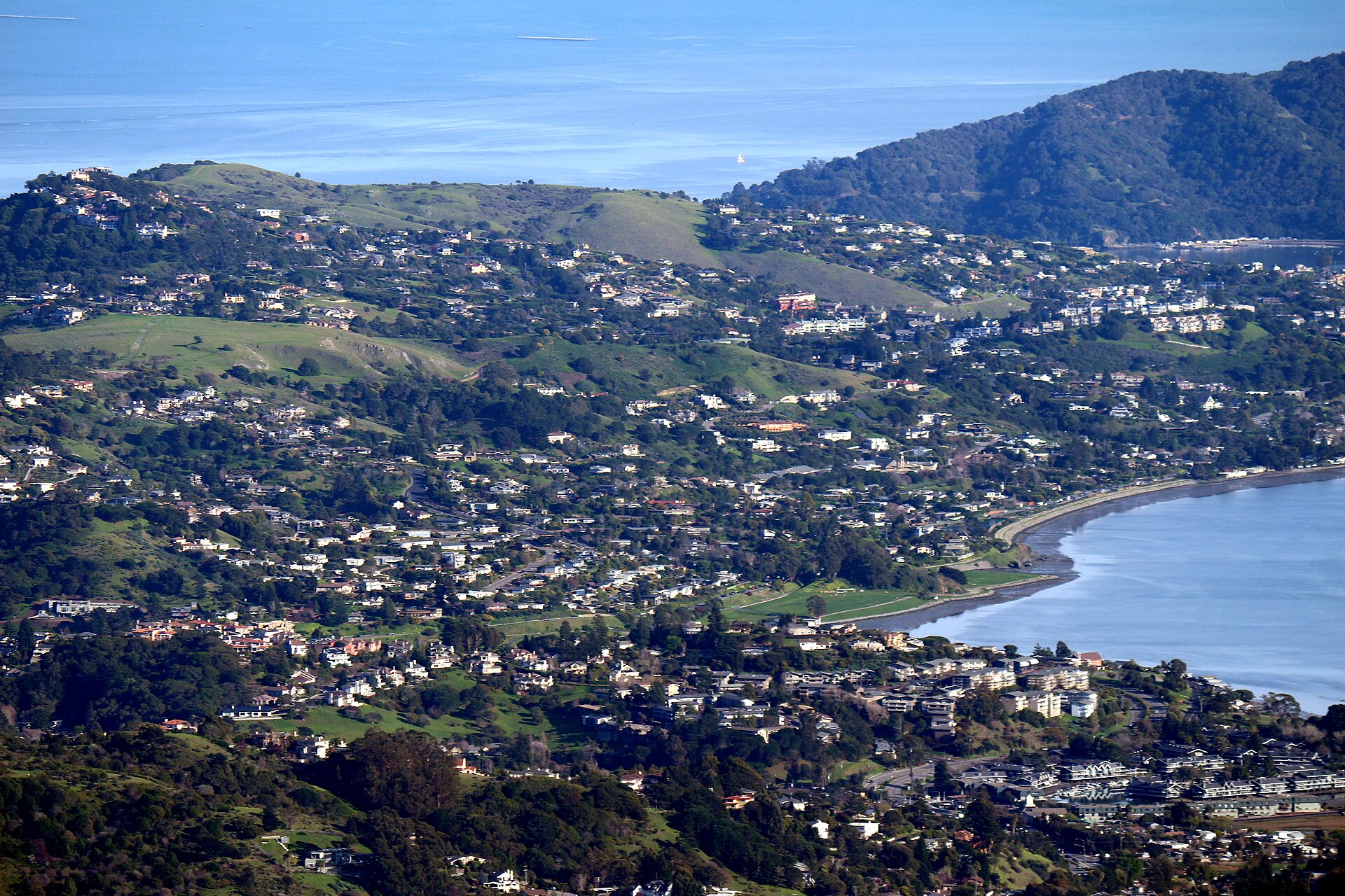 Eagle Rock neighborhood Tiburon